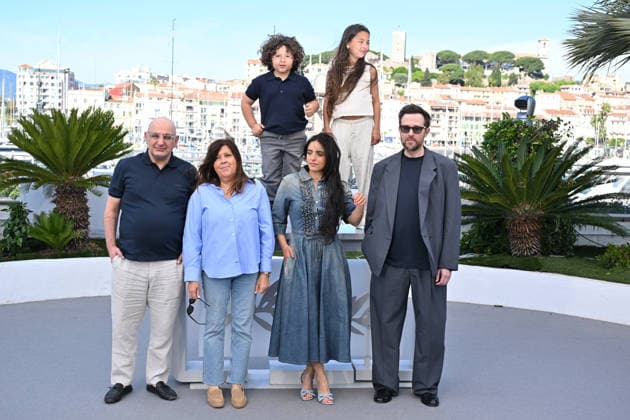 79th Cannes Film Festival: Quelques mots d amour (Words of Love) photocall CANNES, FRANCE - MAY 14: (L to R) French actor Jacques Sebban, French actress Paulette Chetrit, actor Aidan Djouadi, French actress Hafsia Herzi, actress Ella Bedoucha and French director and screenwriter Rudi Rosenberg pose during a photocall for the film Quelques mots d amour (Words of Love) at the 79th edition of the Cannes Film Festival in Cannes, France on May 14, 2026. Mustafa Yalcin Anadolu Cannes France. Editorial use only. Please get in touch for any other usage.  Copyright: x2026xAnadoluxMustafaxYalcinx