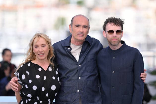 79th Cannes Film Festival: L Abandon (Forsaken) photocall CANNES, FRANCE - MAY 14: (L to R) French actress Emmanuelle Bercot, French director and screenwriter Vincent Garenq and French actor Antoine Reinartz pose during a photocall for the film L Abandon (Forsaken) at the 79th edition of the Cannes Film Festival in Cannes, France on May 14, 2026. Mustafa Yalcin Anadolu Cannes France. Editorial use only. Please get in touch for any other usage.  Copyright: x2026xAnadoluxMustafaxYalcinx