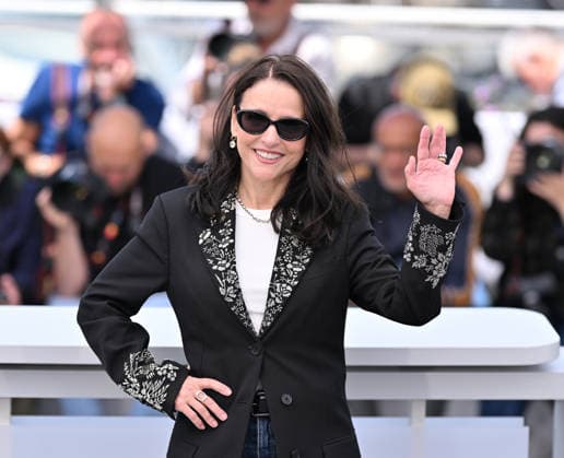 79th Cannes Film Festival: Tangles: A Story About Alzheimer s, My Mother and Me photocall CANNES, FRANCE - MAY 14: US actress Julia Louis-Dreyfus poses during a photocall for the film Tangles: A Story About Alzheimer s, My Mother and Me at the 79th edition of the Cannes Film Festival in Cannes, France on May 14, 2026. Mustafa Yalcin Anadolu Cannes France. Editorial use only. Please get in touch for any other usage.  Copyright: x2026xAnadoluxMustafaxYalcinx
