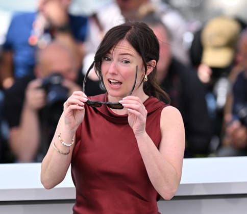 79th Cannes Film Festival: Tangles: A Story About Alzheimer s, My Mother and Me photocall CANNES, FRANCE - MAY 14: Canadian actress Sugar Lyn Beard poses during a photocall for the film Tangles: A Story About Alzheimer s, My Mother and Me at the 79th edition of the Cannes Film Festival in Cannes, France on May 14, 2026. Mustafa Yalcin Anadolu Cannes France. Editorial use only. Please get in touch for any other usage.  Copyright: x2026xAnadoluxMustafaxYalcinx