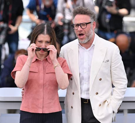 79th Cannes Film Festival: Tangles: A Story About Alzheimer s, My Mother and Me photocall CANNES, FRANCE - MAY 14: US screenwriter Lauren Miller Rogen (L) and US actor and producer Seth Rogen (R) pose during a photocall for the film Tangles: A Story About Alzheimer s, My Mother and Me at the 79th edition of the Cannes Film Festival in Cannes, France on May 14, 2026. Mustafa Yalcin Anadolu Cannes France. Editorial use only. Please get in touch for any other usage.  Copyright: x2026xAnadoluxMustafaxYalcinx