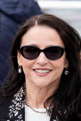 79th Cannes Film Festival Photocall of the movie -Tangles- Palais des Festivals - Cannes, France Julia Louis-Dreyfus 79th Cannes Film Festival Photocall of the movie -Tangles- Palais des Festivals - Cannes, France 14th May 2026 SGPItalia id 134688_025 *Not Exclusive  Copyright: xALFONSOxCATALANO SGPITALIAx