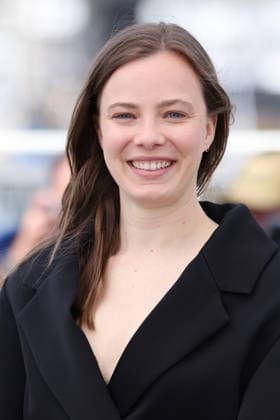 Cannes El Deshielo Photocall JD Saskia Rosendahl attend the El Deshielo photocall during the 79th Cannes Film Festival in Cannes on May 14, 2026. Photo by Jerome Dominé ABACAPRESS.COM Cannes France  Copyright: xDominexJerome ABACAx