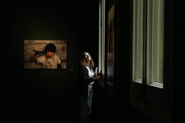 Presentation of the exhibition Icons with photographer Steve McCurry Presentation of the exhibition Icons by photographer Steve McCurry, on May 14, 2026, in Barcelona, Catalunya Spain The retrospective brings together more than 150 large format images, including the famous portrait of the Afghan girl It will be open until September 6, Monday to Sunday, with general admission at 16 euros 14 MAY 2026 PHOTOGRAPHIC EXHIBITION Barcelona, Catalunya Barcelona, Catalunya Spain  Copyright: xDavidxZorrakinox 7523011