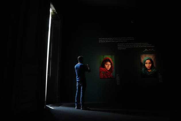 Presentation of the exhibition Icons with photographer Steve McCurry Presentation of the exhibition Icons by photographer Steve McCurry, on May 14, 2026, in Barcelona, Catalunya Spain The retrospective brings together more than 150 large format images, including the famous portrait of the Afghan girl It will be open until September 6, Monday to Sunday, with general admission at 16 euros 14 MAY 2026 PHOTOGRAPHIC EXHIBITION Barcelona, Catalunya Barcelona, Catalunya Spain  Copyright: xDavidxZorrakinox 7523018