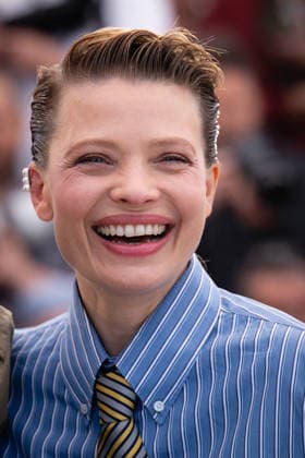 Cannes La Vie D Une Femme Photocall LZ Melanie Thierry attends the La Vie D Une Femme A Womans Life photocall during the 79th Cannes Film Festival in Cannes on May 14, 2026. Photo by Laurent Zabulon ABACAPRESS.COM Cannes  Copyright: xZabulonxLaurentx