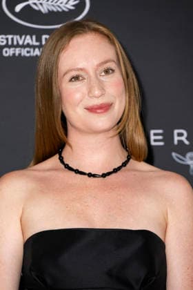 79th Cannes Film Festival Kering Women In Motion Talk with Actress and Comedian Hannah Einbinder Carlton Hotel - Cannes, France Hannah Einbinder 79th Cannes Film Festival Kering Women In Motion Talk with Actress and Comedian Hannah Einbinder Carlton Hotel - Cannes, France 14th May 2026 SGPItalia id 134688_027 *Not Exclusive  Copyright: xMAXxMONTINGELLI SGPx