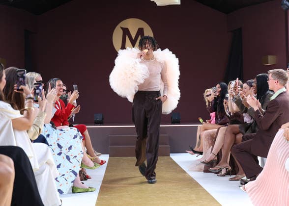 Magnum fashion show on the Magnum Cannes beach during the 79th Cannes International Film Festival, France, May 14, 2026 Denis Guignebourg Bestimage After announcing the launch of Maison Magnum®, haute couture opens its exceptional podium to A Castillon for an exclusive showcase on May 14 on the Magnum Cannes beach on the occasion of the 79th Cannes Film Festival. Previously at the heart of Maison Magnum® an inaugural fashion show artistically directed by L Roach and couture silhouettes imagined by V Weinsanto celebrating a shared vision of pleasure as a sensory experience, at the crossroads of gourmandise and creativity This new take on gourmandise through creativity and contemporary culture will be crowned by a memorable evening on Thursd  Copyright: xDenisxGuignebourgx xBestimagexDenisxGuignebourgx xBestimagex
