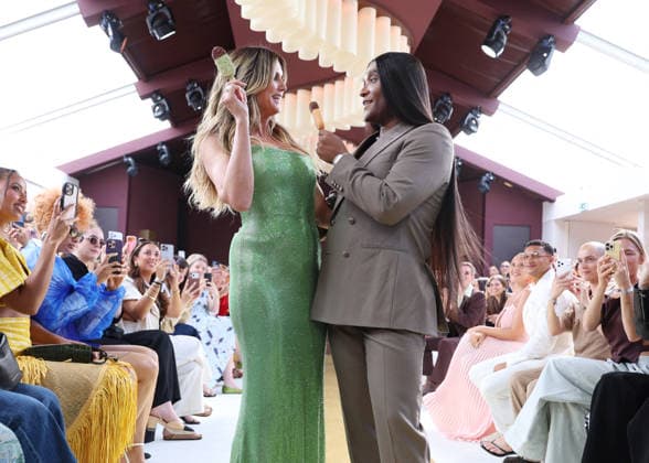 Heidi Klum and Low Roach at the Magnum fashion show on the Magnum Cannes beach during the 79th Cannes International Film Festival, France, May 14, 2026 Denis Guignebourg Bestimage After announcing the launch of Maison Magnum®, haute couture opens its exceptional podium to A Castillon for an exclusive showcase on May 14 on the Magnum Cannes beach on the occasion of the 79th Cannes Film Festival. Previously at the heart of Maison Magnum® an inaugural fashion show artistically directed by L Roach and couture silhouettes imagined by V Weinsanto celebrating a shared vision of pleasure as a sensory experience, at the crossroads of gourmandise and creativity This new take on gourmandise through creativity and contemporary culture will be crowned  Copyright: xDenisxGuignebourgx xBestimagexDenisxGuignebourgx xBestimagex