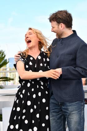 79ème Festival International du Film de Cannes Photocall du film LAbandon 79th Cannes International Film Festival L ABANDON photocall Antoine Reinartz, Emmanuelle Bercot pose during the L Abandon Forsaken photocall Thomas Bohlen Starface 2026 05 12 456002 2026 05 14 Cannes France  Copyright: xThomasxBohlenx STAR_456002_014