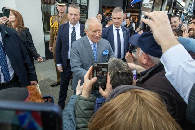 May 14, 2026, London, England, United Kingdom: King CHARLES III during his visit to Golders Green, London, to show solidarity with the Jewish community. The visit comes after a series of antisemitic attacks, including the recent knife attack in the neighbourhood. London United Kingdom - ZUMAs262 20260514_zip_s262_005 Copyright: xTayfunxSalcix