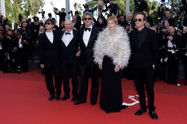 Lukasz Zal, Hanns Zischler, Pawel Pawlikowski, Sandra Hüller, August Diehl Montée des marches du film Fatherland lors du 79ème Festival International du Film de Cannes, le 14 mai 2026 Olivier Borde Bestimage Red carpet for Fatherland at the 79th Cannes International Film Festival on May 14, 2026 Cannes France  Copyright: xOLIVIERxBORDEx xBESTIMAGExOLIVIERxBORDEx xBESTIMAGEx