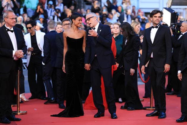 Cannes - Histoires Paralleles (Parallel Tales) Red Carpet Vincent Cassel and girlfriend Narah Baptista at the Histoires Paralleles (Parallel Tales) screening red carpet during the 79th annual Cannes Film Festival at Palais des Festivals on May 14, 2026 in Cannes, France. Photo by Jerome Domine ABACAPRESS.COM Cannes France  Copyright: xDominexJerome ABACAx