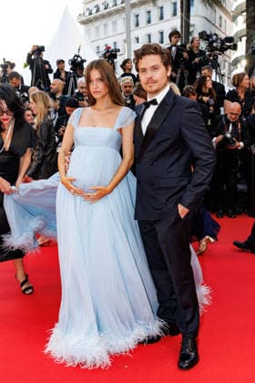 Pregnant Barbara Palvin and her husband Dylan Sprouse Walk up the steps for Parallel tales at the 79th Cannes International Film Festival on May 14, 2026 Jacovides Moreau Bestimage Red carpet for Parallel tales at the 79th Cannes International Film Festival on May 14, 2026 Cannes France  Copyright: xJACOVIDES-MOREAUx xBESTIMAGExJACOVIDES-MOREAUx xBESTIMAGEx