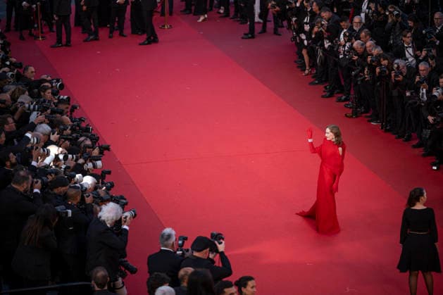 Cannes Histoires Paralleles Red Carpet EB French actress Isabelle Huppert arrives for the screening of the film Histoires Paralleles (Parallel Tales) at the 79th edition of the Cannes Film Festival in Cannes, southern France on May 14, 2026.Photo by Eliot Blondet ABACAPRESS.COM Cannes France France  Copyright: xBlondetxEliot ABACAx