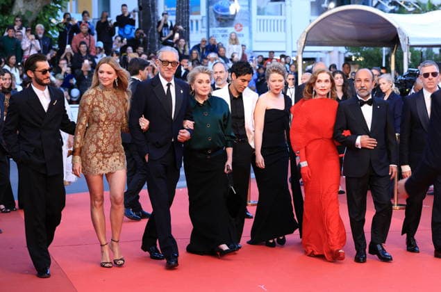 Cannes - Histoires Paralleles (Parallel Tales) Red Carpet Pierre Niney, Virginie Efira, India Hair, Isabelle Huppert, Asghar Farhadi, Catherine Deneuve, Vincent Cassel, Adam Bessa and Alexandre Mallet-Guyat the Histoires Paralleles (Parallel Tales) screening red carpet during the 79th annual Cannes Film Festival at Palais des Festivals on May 14, 2026 in Cannes, France. Photo by Jerome Domine ABACAPRESS.COM Cannes France  Copyright: xDominexJerome ABACAx