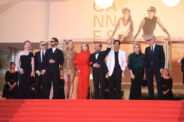 Cannes - Histoires Paralleles (Parallel Tales) Red Carpet Pierre Niney, Virginie Efira, India Hair, Isabelle Huppert, Asghar Farhadi, Catherine Deneuve, Vincent Cassel, Adam Bessa and Alexandre Mallet-Guyat the Histoires Paralleles (Parallel Tales) screening red carpet during the 79th annual Cannes Film Festival at Palais des Festivals on May 14, 2026 in Cannes, France. Photo by Jerome Domine ABACAPRESS.COM Cannes France  Copyright: xDominexJerome ABACAx
