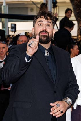 Artus Montée des marches du film Histoires parallèles lors du 79ème Festival International du Film de Cannes, le 14 mai 2026 Jacovides Moreau Bestimage Red carpet for Parallel tales at the 79th Cannes International Film Festival on May 14, 2026 Cannes France  Copyright: xJACOVIDES-MOREAUx xBESTIMAGExJACOVIDES-MOREAUx xBESTIMAGEx