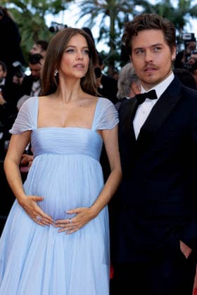 Pregnant Barbara Palvin and her husband Dylan Sprouse Montée des marches du film Histoires parallèles lors du 79ème Festival International du Film de Cannes, le 14 mai 2026 Olivier Borde Bestimage Red carpet for Parallel tales at the 79th Cannes International Film Festival on May 14, 2026 Cannes France  Copyright: xOLIVIERxBORDEx xBESTIMAGExOLIVIERxBORDEx xBESTIMAGEx