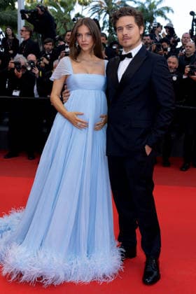 Pregnant Barbara Palvin and her husband Dylan Sprouse Montée des marches du film Histoires parallèles lors du 79ème Festival International du Film de Cannes, le 14 mai 2026 Olivier Borde Bestimage Red carpet for Parallel tales at the 79th Cannes International Film Festival on May 14, 2026 Cannes France  Copyright: xOLIVIERxBORDEx xBESTIMAGExOLIVIERxBORDEx xBESTIMAGEx