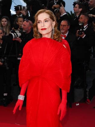 IPA84692599 - Cannes, 79th Cannes Film Festival 2026, evening 3 - red carpet of Histoires Paralleles (Parallel Tales). In the photo Isabelle Huppert  Copyright: xManuelexMangiarottix xPoolxPhotoxEventsx07x 84692599