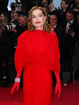 IPA84692645 - Cannes, 79th Cannes Film Festival 2026, evening 3 - red carpet of Histoires Paralleles (Parallel Tales). In the photo Isabelle Huppert  Copyright: xManuelexMangiarottix xPoolxPhotoxEventsx07x 84692645