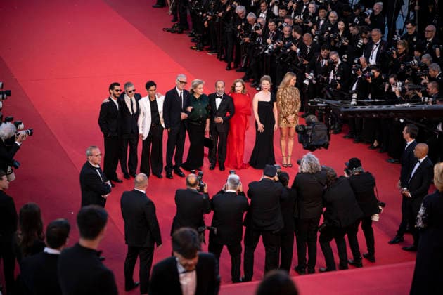 Cannes Histoires Paralleles Red Carpet EB French actress India Hair, French producer Alexandre Mallet-Guy, French actor Pierre Niney, Belgian-French actress Virginie Efira, French actress Isabelle Huppert, Iranian director Asghar Farhadi, French actor Adam Bessa, French actress Catherine Deneuve, French actor Vincent Cassel arrive for the screening of the film Histoires Paralleles (Parallel Tales) at the 79th edition of the Cannes Film Festival in Cannes, southern France on May 14, 2026.Photo by Eliot Blondet ABACAPRESS.COM Cannes France France Copyright: xBlondetxEliot ABACAx