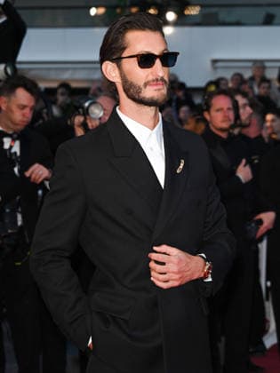 IPA84693667 - Cannes, 79th Cannes Film Festival 2026, evening 3 - red carpet of Histoires Paralleles (Parallel Tales). In the photo Pierre Niney  Copyright: xManuelexMangiarottix xPoolxPhotoxEventsx07x 84693667