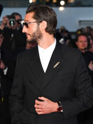 IPA84693669 - Cannes, 79th Cannes Film Festival 2026, evening 3 - red carpet of Histoires Paralleles (Parallel Tales). In the photo Pierre Niney  Copyright: xManuelexMangiarottix xPoolxPhotoxEventsx07x 84693669
