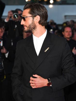 IPA84693670 - Cannes, 79th Cannes Film Festival 2026, evening 3 - red carpet of Histoires Paralleles (Parallel Tales). In the photo Pierre Niney  Copyright: xManuelexMangiarottix xPoolxPhotoxEventsx07x 84693670