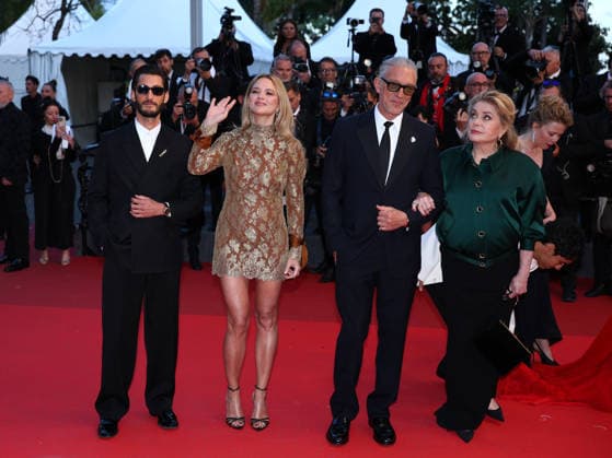 May 14, 2026, Cannes, Cote D azur, France: PIERRE NINEY, VIRGINIE EFFIRA, VINCENT CASSEL and CATHERINE DENEUVE on the red carpet for the screening of PARALLEL TALES at the 79th Annual Cannes Film Festival at Palais des Festivals in Cannes, France Cannes France - ZUMAc179 20260514_zep_c179_103 Copyright: xMickaelxChavetx