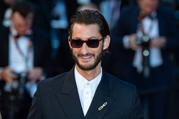 Cannes Histoires Paralleles Screening NG Pierre Niney attending the ‘Histoires Paralleles (Parallel Tales)’ Screening and Red Carpet at Palais Des Festivals in Cannes, France on May 14 2026 as part of the 79th Cannes Film Festival. Photo by Nicolas Genin ABACAPRESS.COM Cannes France  Copyright: xGeninxNicolas ABACAx