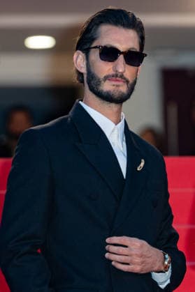 Cannes Histoires Paralleles Screening NG Pierre Niney attending the ‘Histoires Paralleles (Parallel Tales)’ Screening and Red Carpet at Palais Des Festivals in Cannes, France on May 14 2026 as part of the 79th Cannes Film Festival. Photo by Nicolas Genin ABACAPRESS.COM Cannes France  Copyright: xGeninxNicolas ABACAx
