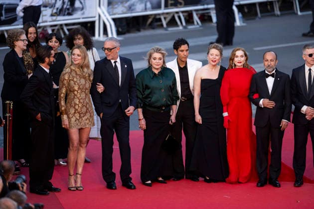 Cannes Histoires Paralleles Red Carpet EB Pierre Niney, Virginie Efira, Vincent Cassel, Catherine Deneuve, Adam Bessa, India Hair, Isabelle Huppert, arrive for the screening of the film Histoires Paralleles (Parallel Tales) at the 79th edition of the Cannes Film Festival in Cannes, southern France on May 14, 2026.Photo by Eliot Blondet ABACAPRESS.COM Cannes France France  Copyright: xBlondetxEliot ABACAx