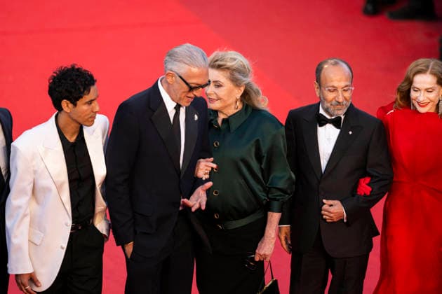 Cannes Histoires Paralleles Red Carpet EB Pierre Niney, Virginie Efira, Vincent Cassel, Catherine Deneuve, Adam Bessa, India Hair, Isabelle Huppert, arrive for the screening of the film Histoires Paralleles (Parallel Tales) at the 79th edition of the Cannes Film Festival in Cannes, southern France on May 14, 2026.Photo by Eliot Blondet ABACAPRESS.COM Cannes France France  Copyright: xBlondetxEliot ABACAx