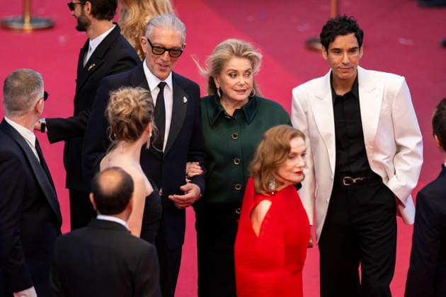 Cannes Histoires Paralleles Red Carpet EB Pierre Niney, Virginie Efira, Vincent Cassel, Catherine Deneuve, Adam Bessa, India Hair, Isabelle Huppert, arrive for the screening of the film Histoires Paralleles (Parallel Tales) at the 79th edition of the Cannes Film Festival in Cannes, southern France on May 14, 2026.Photo by Eliot Blondet ABACAPRESS.COM Cannes France France  Copyright: xBlondetxEliot ABACAx