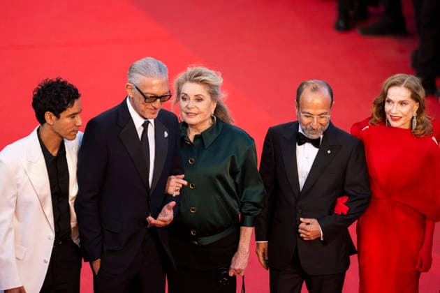 Cannes Histoires Paralleles Red Carpet EB Pierre Niney, Virginie Efira, Vincent Cassel, Catherine Deneuve, Adam Bessa, India Hair, Isabelle Huppert, arrive for the screening of the film Histoires Paralleles (Parallel Tales) at the 79th edition of the Cannes Film Festival in Cannes, southern France on May 14, 2026.Photo by Eliot Blondet ABACAPRESS.COM Cannes France France  Copyright: xBlondetxEliot ABACAx