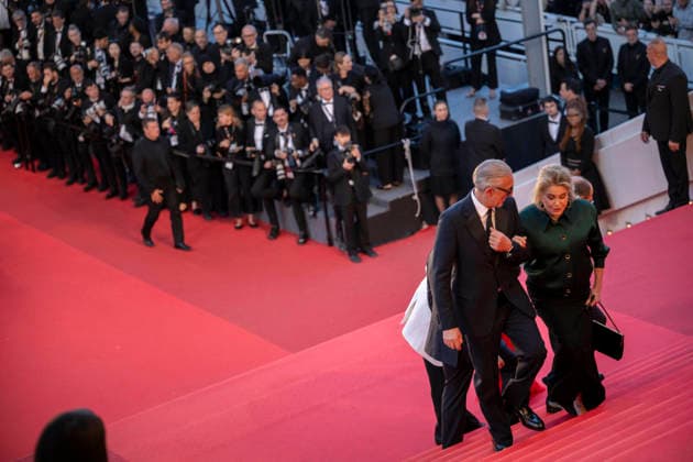 Cannes Histoires Paralleles Red Carpet EB Vincent Cassel, Catherine Deneuve arrive for the screening of the film Histoires Paralleles (Parallel Tales) at the 79th edition of the Cannes Film Festival in Cannes, southern France on May 14, 2026.Photo by Eliot Blondet ABACAPRESS.COM Cannes France France  Copyright: xBlondetxEliot ABACAx