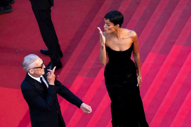 Vincent Cassel et sa compagne Narah Baptista Montée des marches du film Histoires parallèles lors du 79ème Festival International du Film de Cannes, le 14 mai 2026 Camilla Canalini Bestimage Red carpet for Parallel tales at the 79th Cannes International Film Festival on May 14, 2026 Cannes France  Copyright: xCamillaxCanalinix xBestimagexCamillaxCanalinix xBestimagex