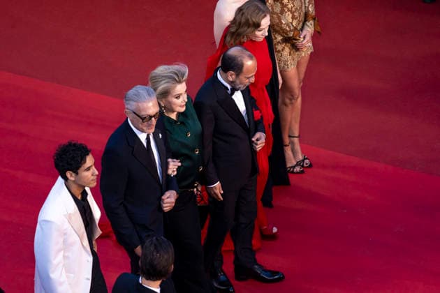 Pierre Niney, Alexandre Mallet Guy, Adam Bessa, Vincent Cassel, Catherine Deneuve, Asghar Farhadi Montée des marches du film Histoires parallèles lors du 79ème Festival International du Film de Cannes, le 14 mai 2026 Camilla Canalini Bestimage Red carpet for Parallel tales at the 79th Cannes International Film Festival on May 14, 2026 Cannes France  Copyright: xCamillaxCanalinix xBestimagexCamillaxCanalinix xBestimagex