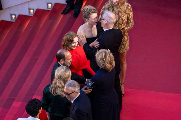 Vincent Cassel, Iris Knobloch, président du festival de Cannes, Catherine Deneuve, Asghar Farhadi, Thierry Frémaux, délégué général du festival de Cannes, Isabelle Huppert, India Hair Montée des marches du film Histoires parallèles lors du 79ème Festival International du Film de Cannes, le 14 mai 2026 Camilla Canalini Bestimage Red carpet for Parallel tales at the 79th Cannes International Film Festival on May 14, 2026 Cannes France Copyright: xCamillaxCanalinix xBestimagexCamillaxCanalinix xBestimagex