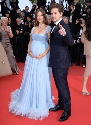 Parallel Tales Premiere at 79th Festival de Cannes - Cannes, France CANNES, FRANCE. May 14, 2026: Barbara Palvin & Dylan Sprouse at the premiere for Parallel Tales at the 79th Festival de Cannes. Picture: Paul Smith Featureflash Cannes France  Copyright: xPaulxSmithx xFeatureflashx