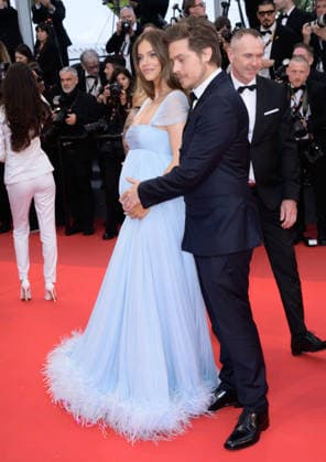 Parallel Tales Premiere at 79th Festival de Cannes - Cannes, France CANNES, FRANCE. May 14, 2026: Barbara Palvin & Dylan Sprouse at the premiere for Parallel Tales at the 79th Festival de Cannes. Picture: Paul Smith Featureflash Cannes France  Copyright: xPaulxSmithx xFeatureflashx