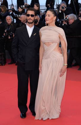 Parallel Tales Premiere at 79th Festival de Cannes - Cannes, France CANNES, FRANCE. May 14, 2026: Pierre Niney & Natasha Andrews at the premiere for Parallel Tales at the 79th Festival de Cannes. Picture: Paul Smith Featureflash Cannes France  Copyright: xPaulxSmithx xFeatureflashx
