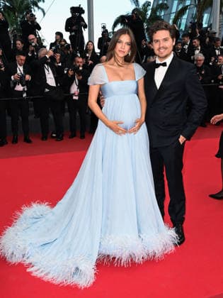 IPA84694153 - Cannes, 79th Cannes Film Festival 2026, evening 3 - red carpet of Histoires Paralleles (Parallel Tales) Pictured: Barbara Palvin (BIRTHDAY), Dylan Sprouse  Copyright: xSimonexComix xPoolxPhotoxEventsx07x 84694153