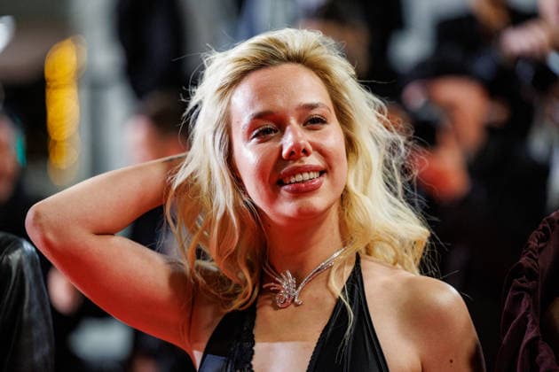 Kim Higelin Bijoux Tasaki Montée des marches du film Sanguine lors du 79ème Festival International du Film de Cannes, le 14 mai 2026 Jacovides Moreau Bestimage Red carpet for Species at the 79th Cannes International Film Festival on May 14, 2026 Cannes France  Copyright: xJACOVIDES-MOREAUx xBESTIMAGExJACOVIDES-MOREAUx xBESTIMAGEx
