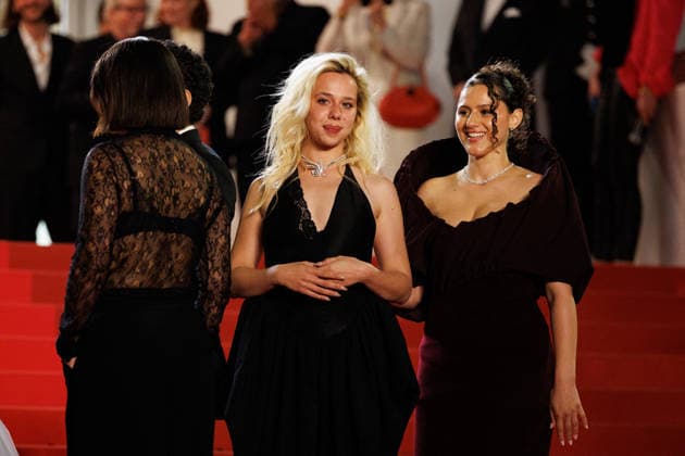 Kim Higelin Bijoux Tasaki , Sonia Faidi Montée des marches du film Sanguine lors du 79ème Festival International du Film de Cannes, le 14 mai 2026 Jacovides Moreau Bestimage Red carpet for Species at the 79th Cannes International Film Festival on May 14, 2026 Cannes France  Copyright: xJACOVIDES-MOREAUx xBESTIMAGExJACOVIDES-MOREAUx xBESTIMAGEx