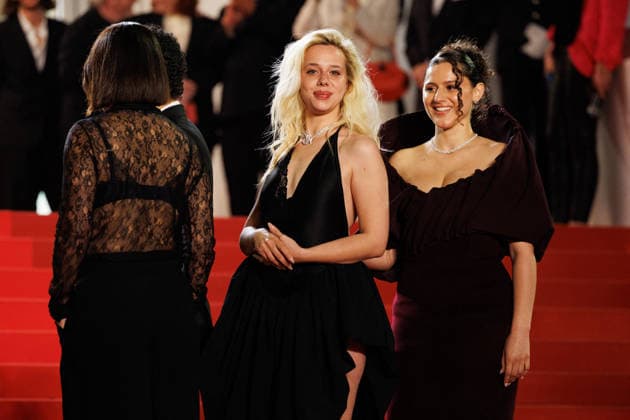 Kim Higelin Bijoux Tasaki , Sonia Faidi Montée des marches du film Sanguine lors du 79ème Festival International du Film de Cannes, le 14 mai 2026 Jacovides Moreau Bestimage Red carpet for Species at the 79th Cannes International Film Festival on May 14, 2026 Cannes France  Copyright: xJACOVIDES-MOREAUx xBESTIMAGExJACOVIDES-MOREAUx xBESTIMAGEx