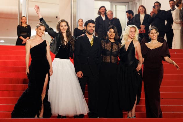 Carole Lambert, Marion Le Corroler, Sami Outalbali, Mara Taquinet, Kim Higelin Bijoux Tasaki , Sonia Faidi Montée des marches du film Sanguine lors du 79ème Festival International du Film de Cannes, le 14 mai 2026 Jacovides Moreau Bestimage Red carpet for Species at the 79th Cannes International Film Festival on May 14, 2026 Cannes France  Copyright: xJACOVIDES-MOREAUx xBESTIMAGExJACOVIDES-MOREAUx xBESTIMAGEx