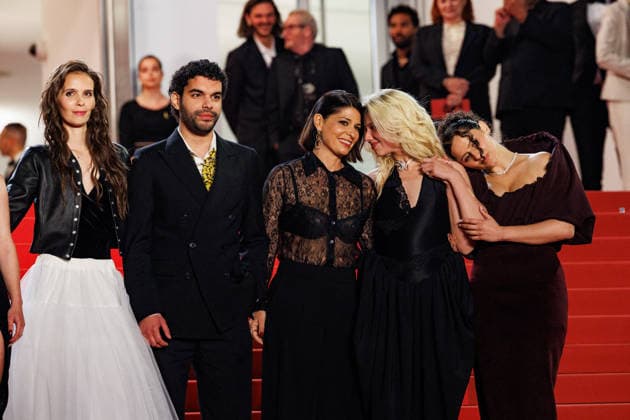 Marion Le Corroler, Sami Outalbali, Mara Taquinet, Kim Higelin Bijoux Tasaki , Sonia Faidi Montée des marches du film Sanguine lors du 79ème Festival International du Film de Cannes, le 14 mai 2026 Jacovides Moreau Bestimage Red carpet for Species at the 79th Cannes International Film Festival on May 14, 2026 Cannes France  Copyright: xJACOVIDES-MOREAUx xBESTIMAGExJACOVIDES-MOREAUx xBESTIMAGEx